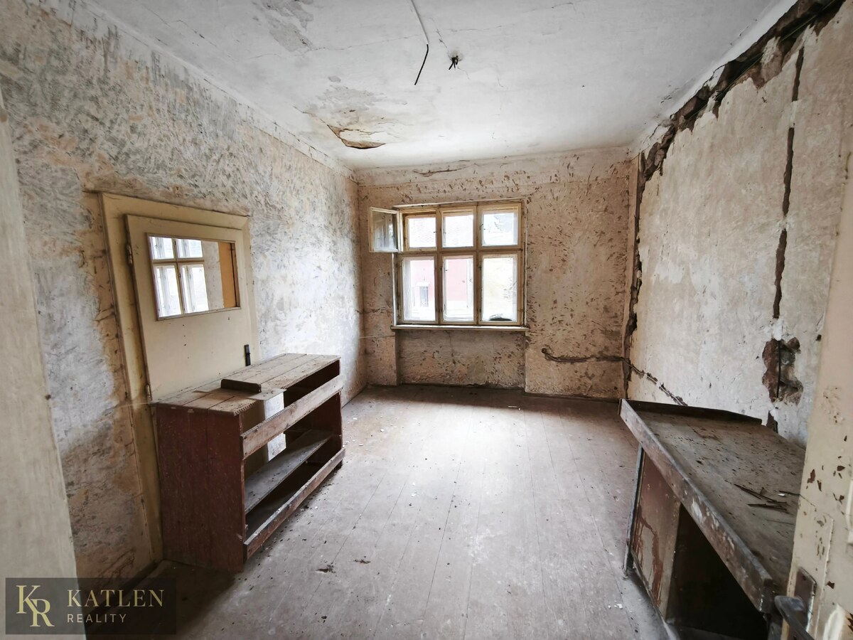 Veľký pozemok 2 338 m² s RD na rekonštrukciu | Kunešov — foto 10