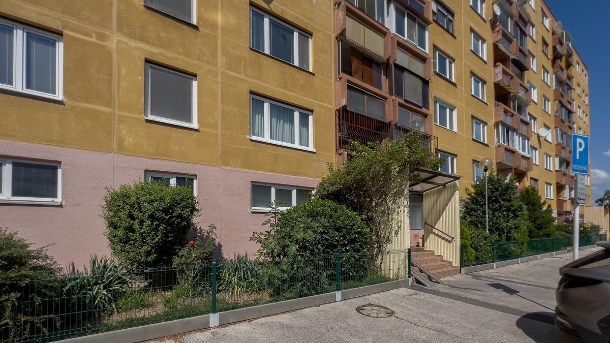 PREDAJ DISPOZIČNE VÝBORNE RIEŠENÝ 3-IZB. BYT NA ULICI ŠTEFANA KRÁLIKA, BRATISLAVA - DEVÍNSKA NOVÁ VES. — foto 30