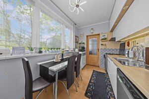 PREDAJ DISPOZIČNE VÝBORNE RIEŠENÝ 3-IZB. BYT NA ULICI ŠTEFANA KRÁLIKA, BRATISLAVA - DEVÍNSKA NOVÁ VES. — foto 7