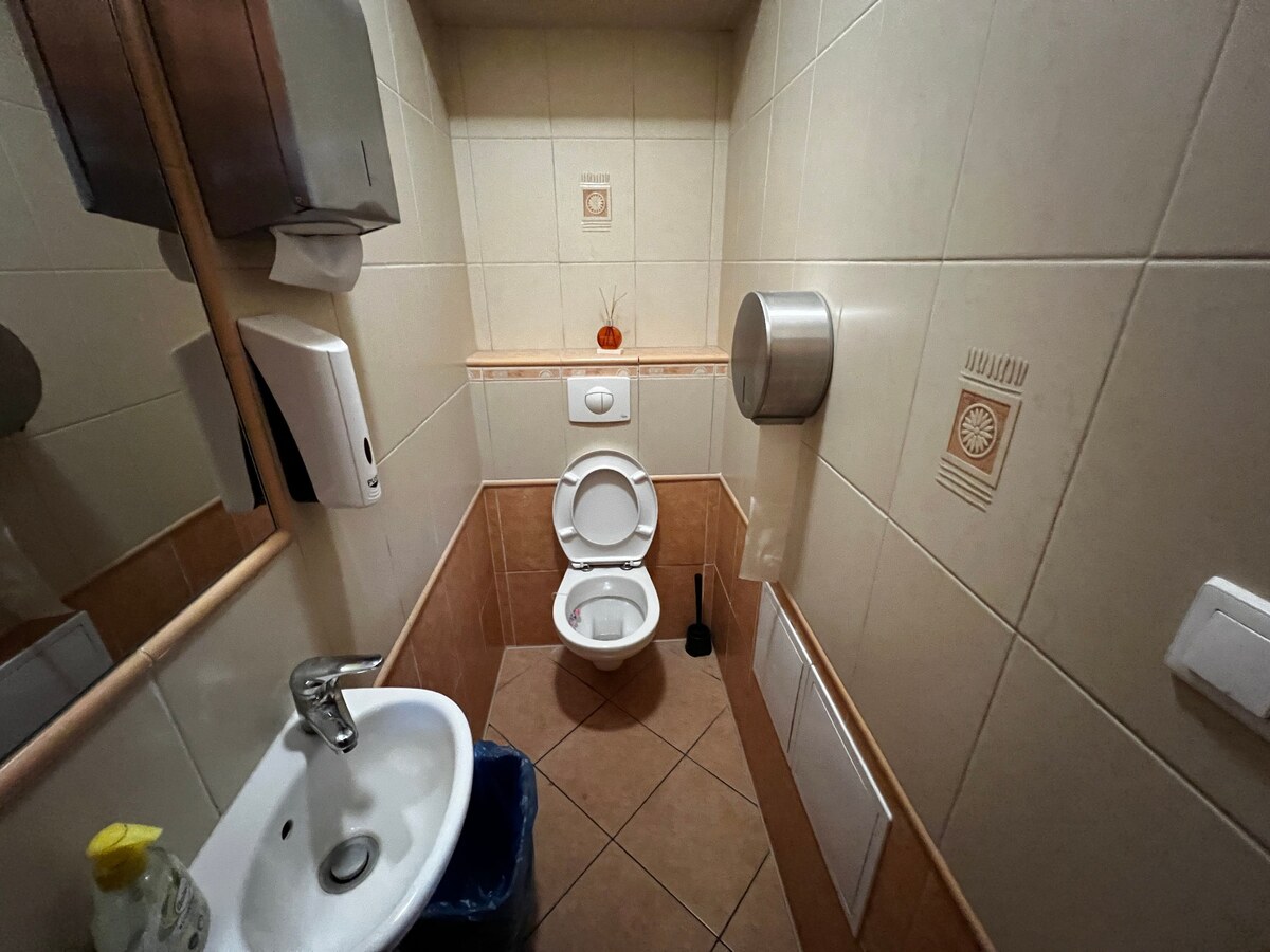 Ponúkame na predaj nebytový priestor na Majerníkovej ulici, Bratislava - Karlova Ves. — foto 10