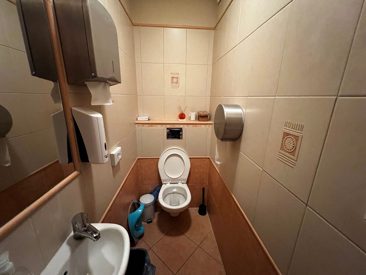 Ponúkame na predaj nebytový priestor na Majerníkovej ulici, Bratislava - Karlova Ves. — foto 11
