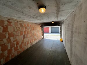 GARÁŽ na predaj v Dúbravke, Hanulova ulica, Bratislava. — foto 2