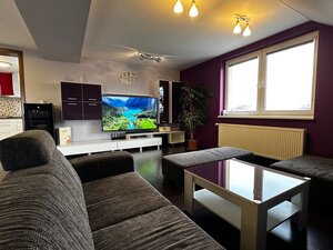 Štýlový 4-izbový mezonet v Stupave s dvoma kúpeľňami, parkovaním a atmosférou rodinného domu. — foto 6