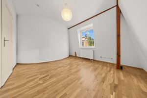 Ponúkame na predaj krásny rodinný dom na Bratislavskej ulici, Bratislava - Záhorská Bystrica. — foto 13