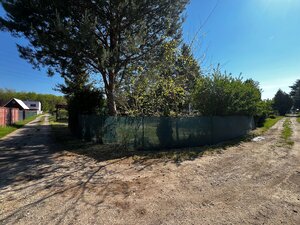 Ponúkame na predaj záhradu s chatou v Lozorne, okres Malacky. — foto 14